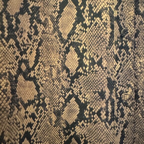 FRAME Snakeskin Print Silk Button-Up Blouse - Size L - Picture 2 of 5